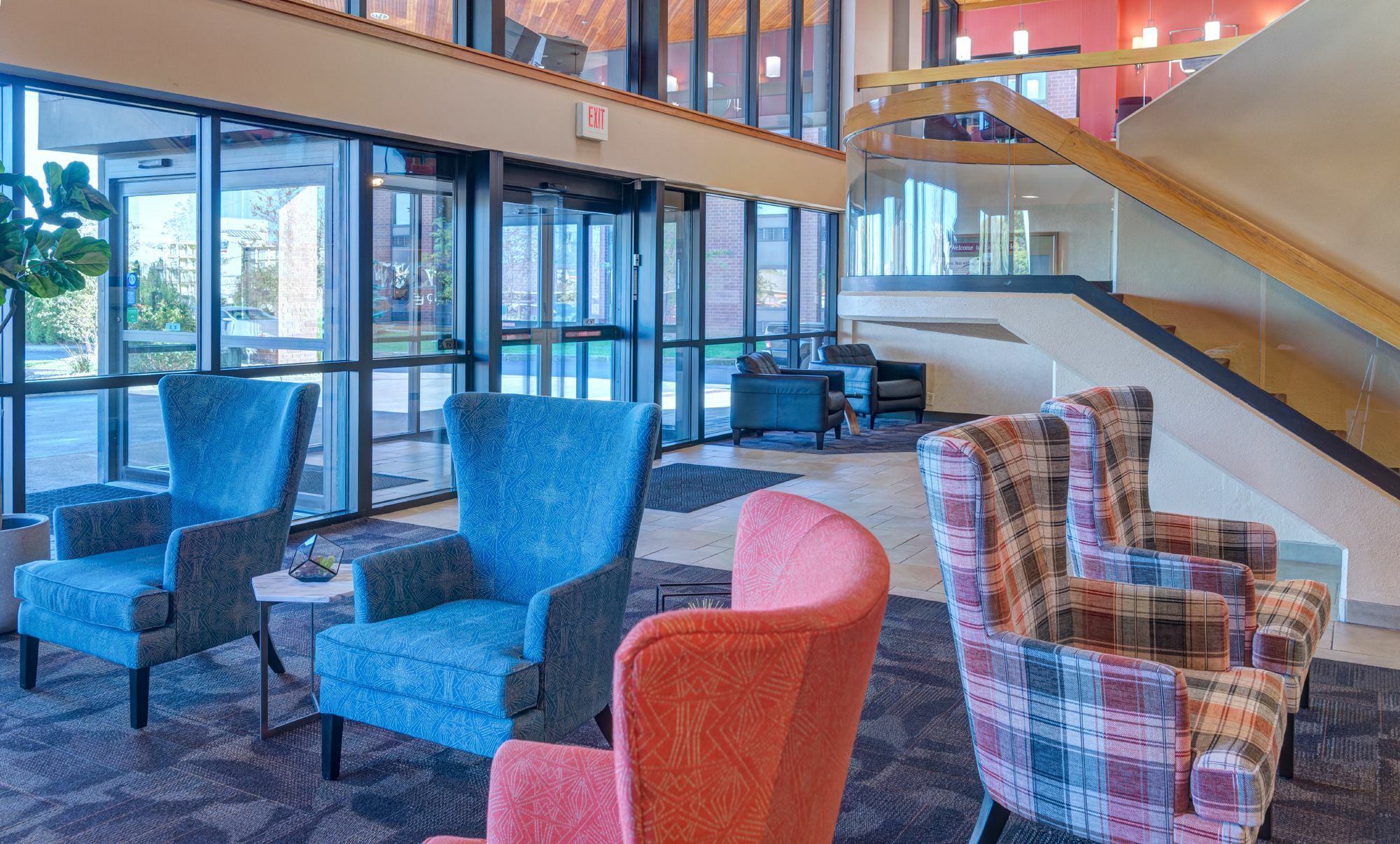 Livinn Hotel Cincinnati North/ Шарънвил Екстериор снимка